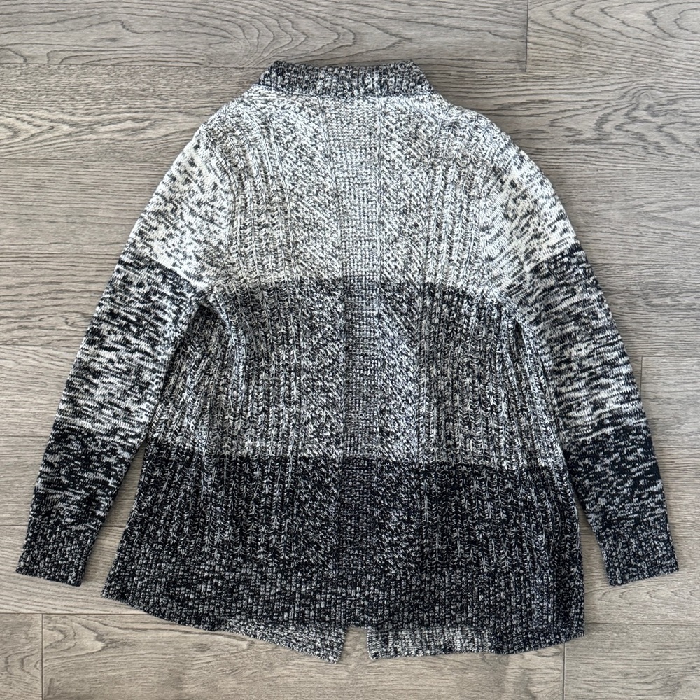 🌼CHARTER CLUB🌼 Black and Gray Knit Cardigan, Size L - Picture 5 of 5